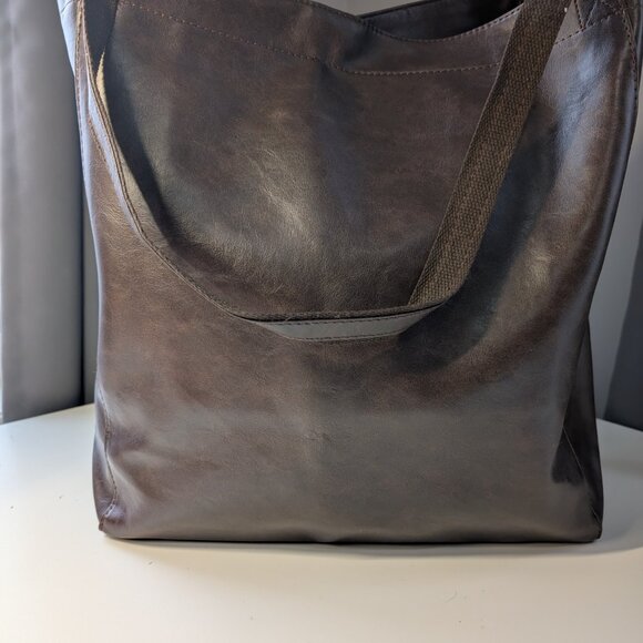 Brown Large Shoulder Bag - Fixed Shoulder Strap - Vegan Leather - NWOT - Picture 3 of 4